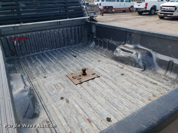 image for item DP8076 2013 Ford F350 Super Duty XLT  Crew Cab pickup truck