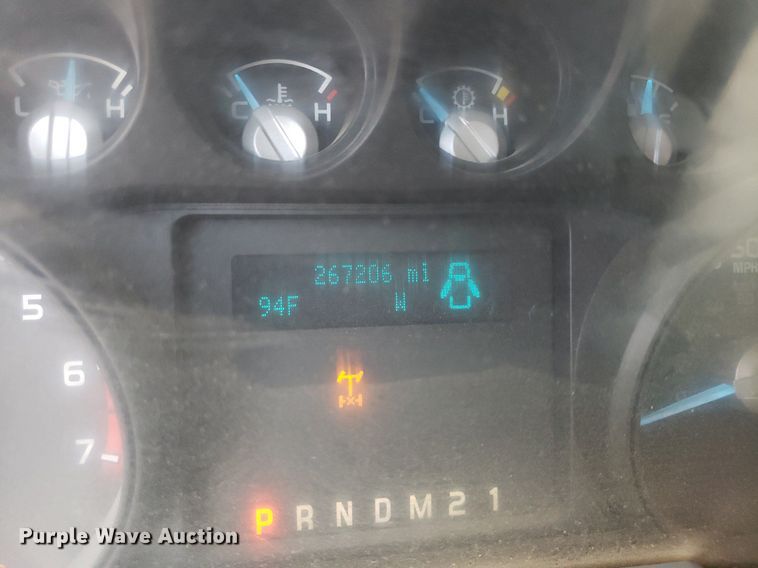 image for item DP8076 2013 Ford F350 Super Duty XLT  Crew Cab pickup truck