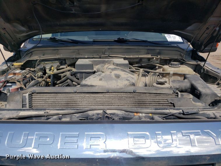 image for item DP8076 2013 Ford F350 Super Duty XLT  Crew Cab pickup truck