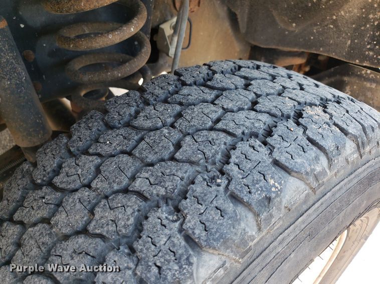 image for item DP8076 2013 Ford F350 Super Duty XLT  Crew Cab pickup truck