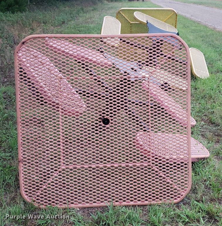 image for item DP8078 (2) picnic tables