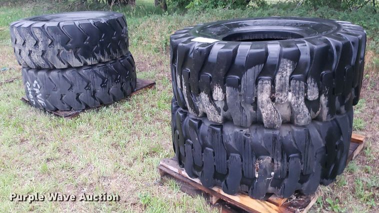 image for item DP8079 (4) 23.5-25 tires