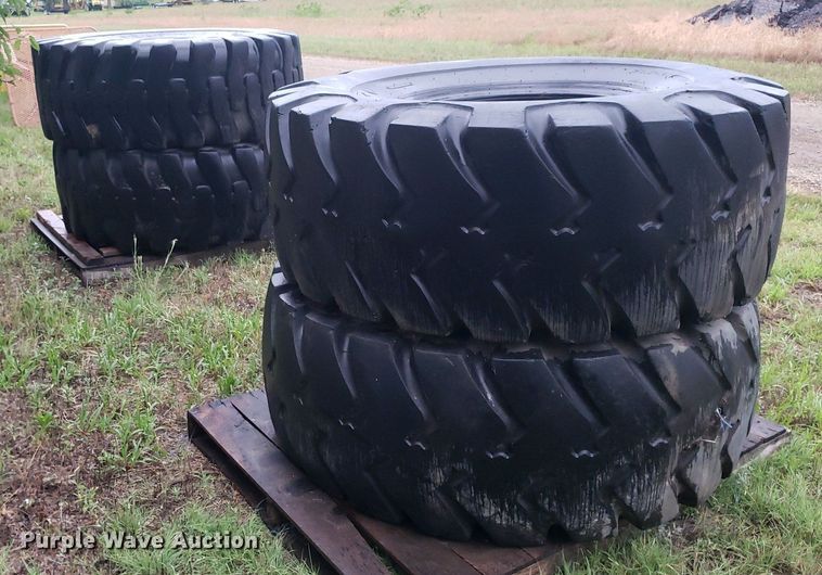 image for item DP8079 (4) 23.5-25 tires