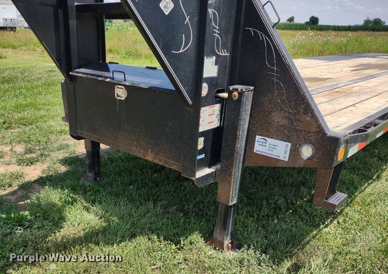 image for item DQ1755 2017 Load Trail  equipment trailer