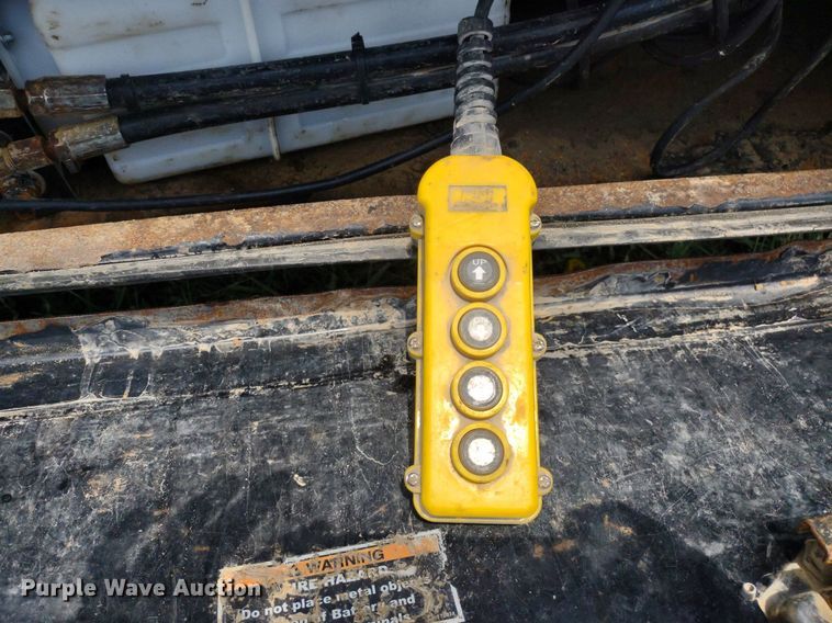 image for item DQ1755 2017 Load Trail  equipment trailer