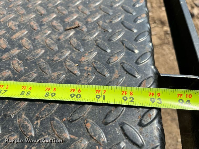 image for item DQ2083 CM Truck Beds 1510304  flatbed