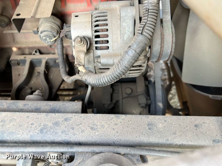 image for item DQ2085 2002 GMC T6500  flatbed truck