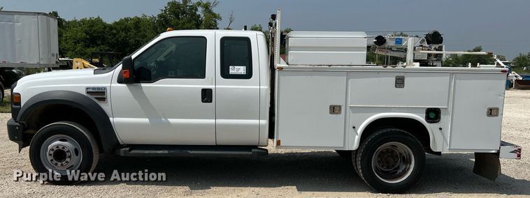 image for item DQ2110 2010 Ford F550  SuperCab utility / service truck
