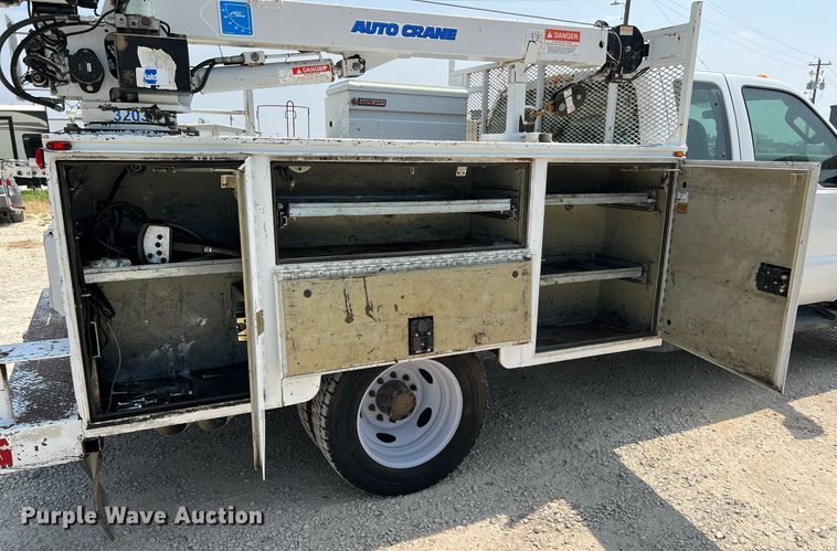 image for item DQ2110 2010 Ford F550  SuperCab utility / service truck