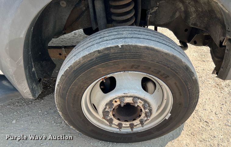 image for item DQ2110 2010 Ford F550  SuperCab utility / service truck