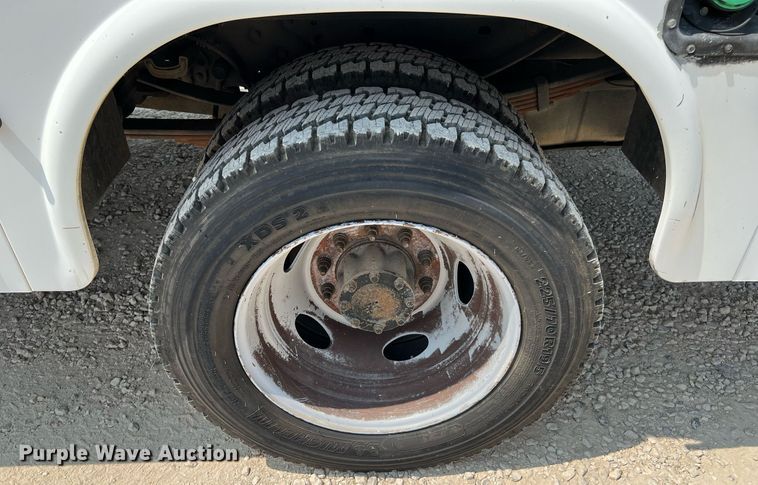 image for item DQ2110 2010 Ford F550  SuperCab utility / service truck
