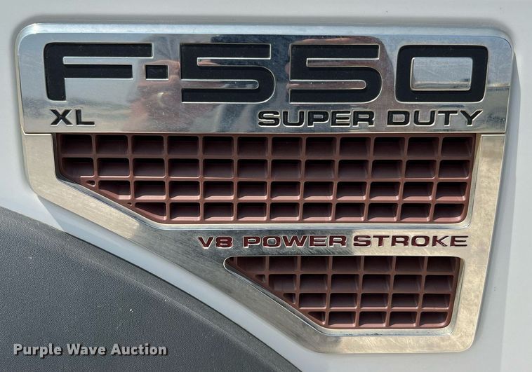image for item DQ2110 2010 Ford F550  SuperCab utility / service truck
