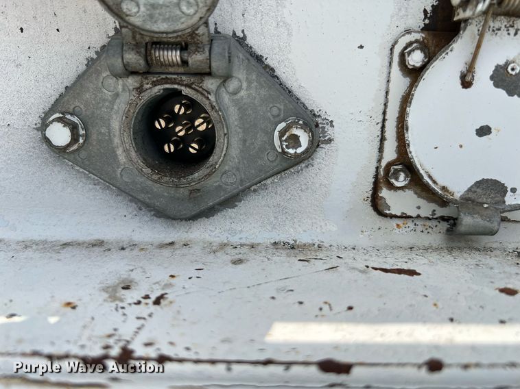 image for item DQ2111 2006 Ford F350 Super Duty  SuperCab utility / service truck