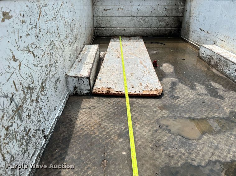 image for item DQ2111 2006 Ford F350 Super Duty  SuperCab utility / service truck