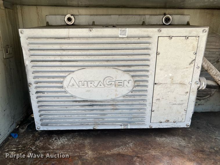 image for item DQ2111 2006 Ford F350 Super Duty  SuperCab utility / service truck