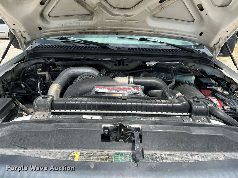 image for item DQ2111 2006 Ford F350 Super Duty  SuperCab utility / service truck