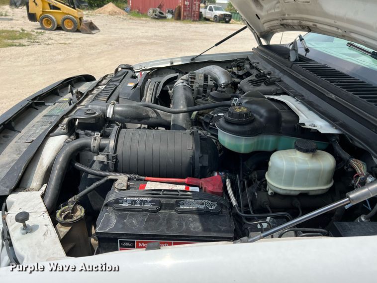 image for item DQ2111 2006 Ford F350 Super Duty  SuperCab utility / service truck