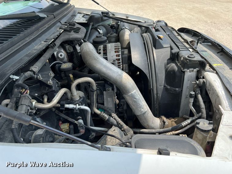 image for item DQ2111 2006 Ford F350 Super Duty  SuperCab utility / service truck