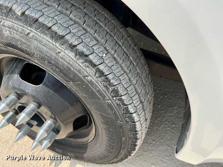 image for item DQ2111 2006 Ford F350 Super Duty  SuperCab utility / service truck