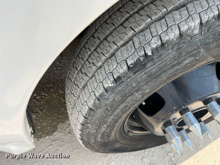 image for item DQ2111 2006 Ford F350 Super Duty  SuperCab utility / service truck