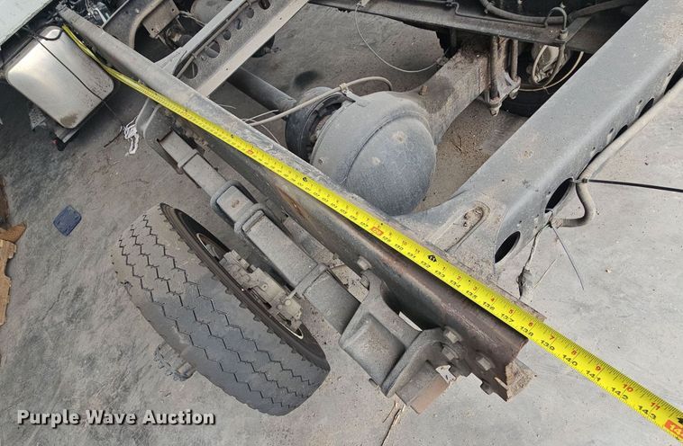 image for item DR3383 2020 Hino 268  truck cab and chassis