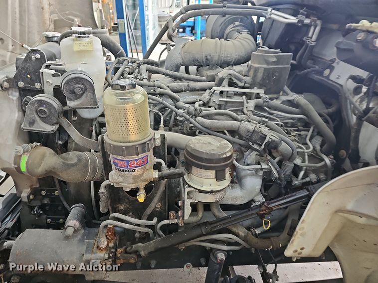 image for item DR3383 2020 Hino 268  truck cab and chassis