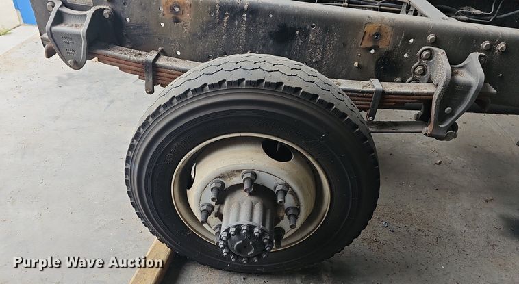 image for item DR3383 2020 Hino 268  truck cab and chassis