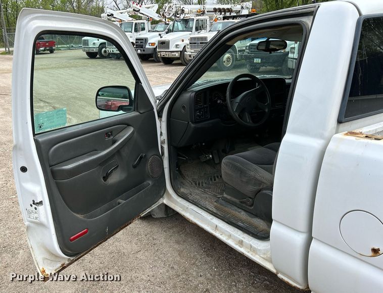 image for item DR4608 2006 Chevrolet Silverado 1500  pickup truck