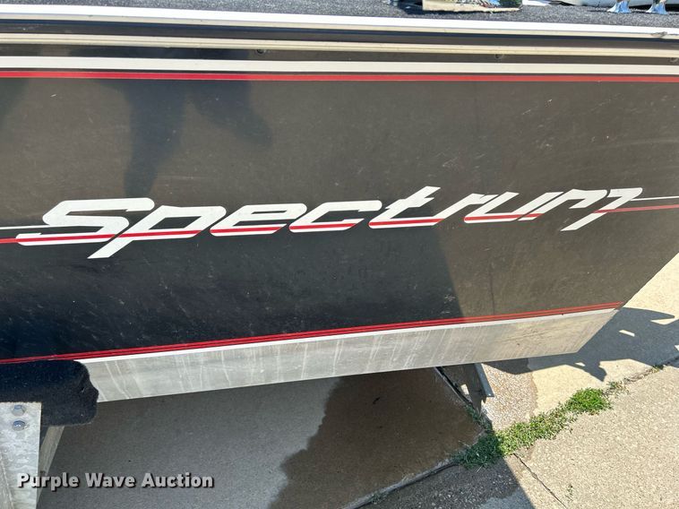 image for item DR4693 1990 Spectrum 18  boat