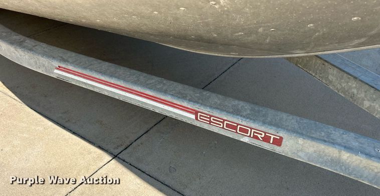 image for item DR4693 1990 Spectrum 18  boat