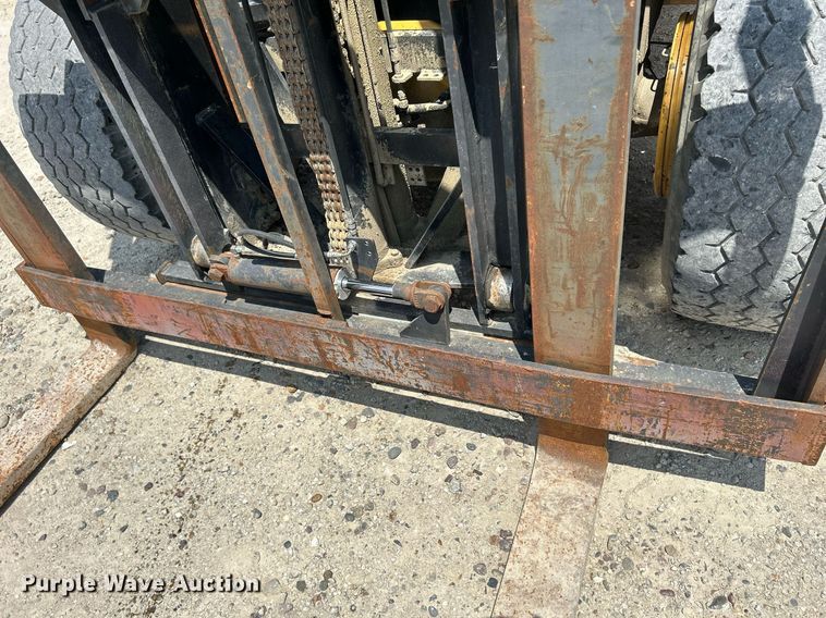 image for item DR4701 Eagle Picher R80  forklift