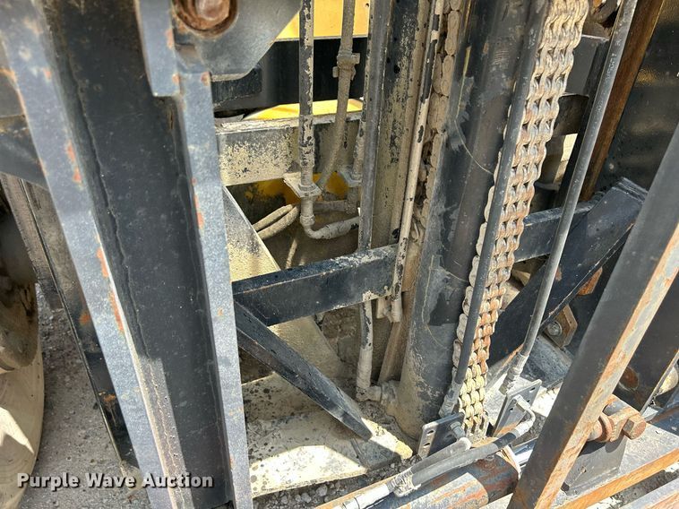 image for item DR4701 Eagle Picher R80  forklift