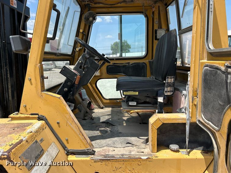 image for item DR4701 Eagle Picher R80  forklift