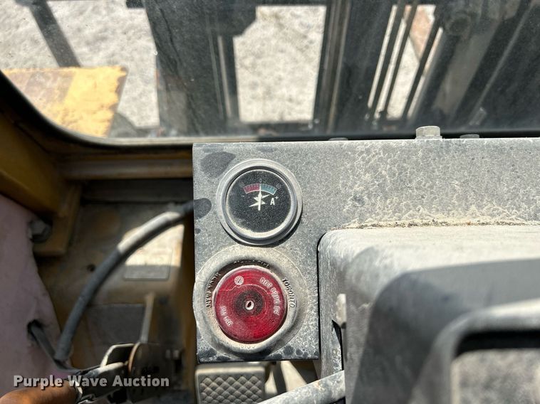 image for item DR4701 Eagle Picher R80  forklift