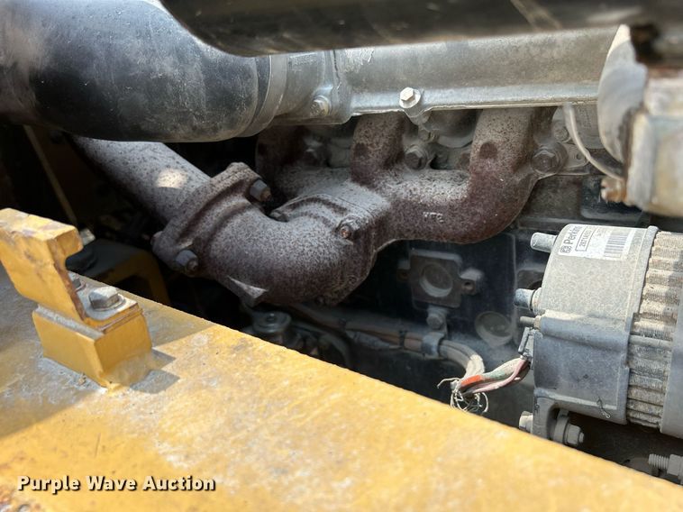 image for item DR4701 Eagle Picher R80  forklift