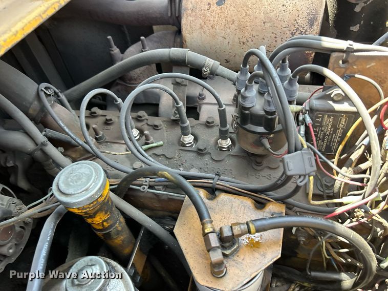 image for item DR4702 Caterpillar T120C  forklift