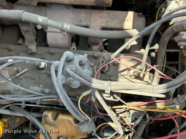 image for item DR4702 Caterpillar T120C  forklift