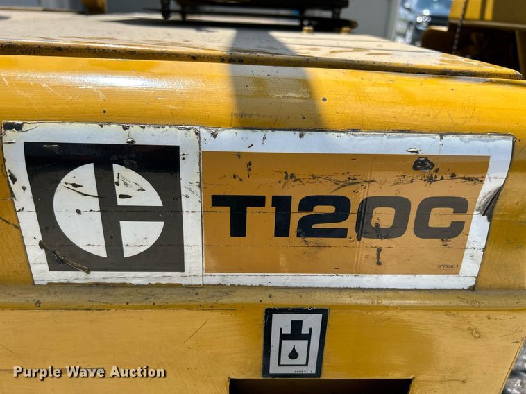image for item DR4702 Caterpillar T120C  forklift