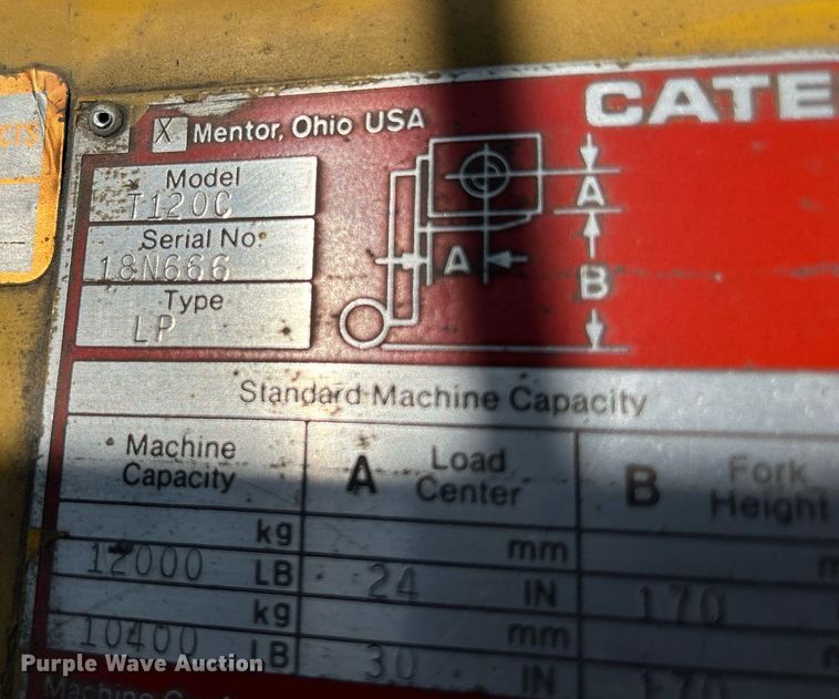 image for item DR4702 Caterpillar T120C  forklift