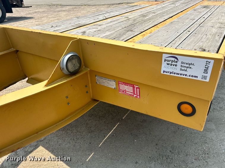image for item DR4712 1992 Interstate 19X8TA  equipment trailer