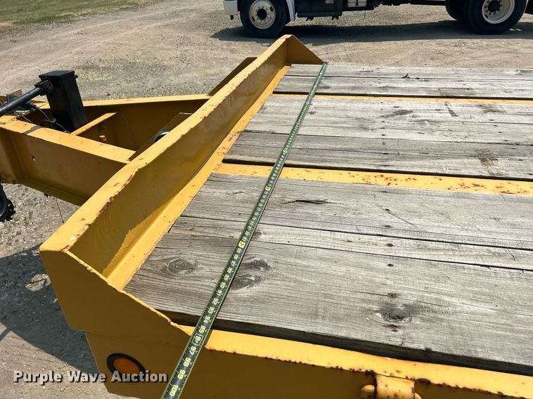 image for item DR4712 1992 Interstate 19X8TA  equipment trailer