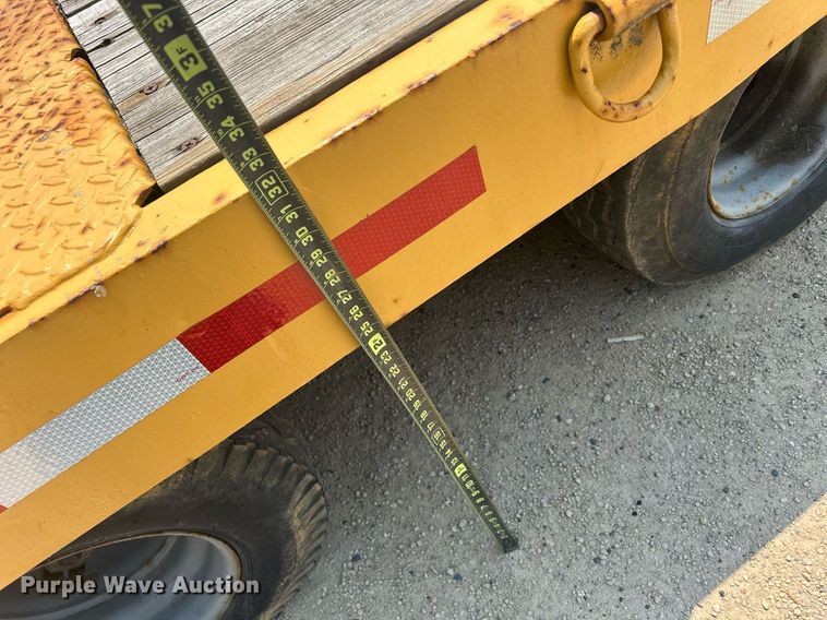 image for item DR4712 1992 Interstate 19X8TA  equipment trailer