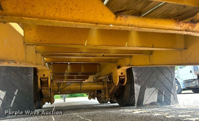 image for item DR4712 1992 Interstate 19X8TA  equipment trailer