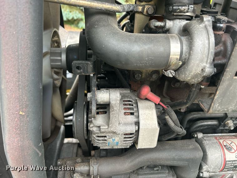 image for item DR4723 2012 John Deere 3520  MFWD tractor