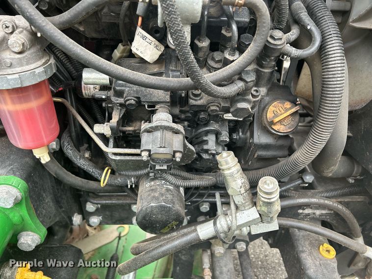 image for item DR4723 2012 John Deere 3520  MFWD tractor