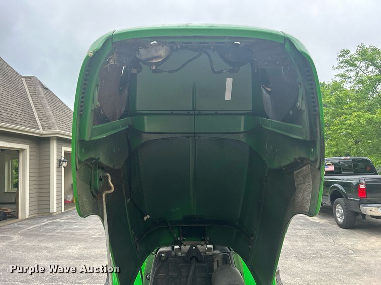 image for item DR4723 2012 John Deere 3520  MFWD tractor