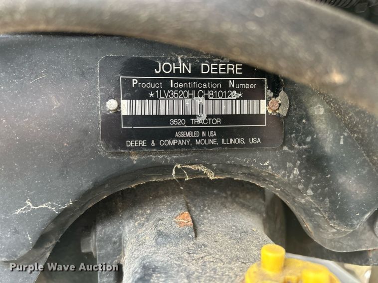 image for item DR4723 2012 John Deere 3520  MFWD tractor