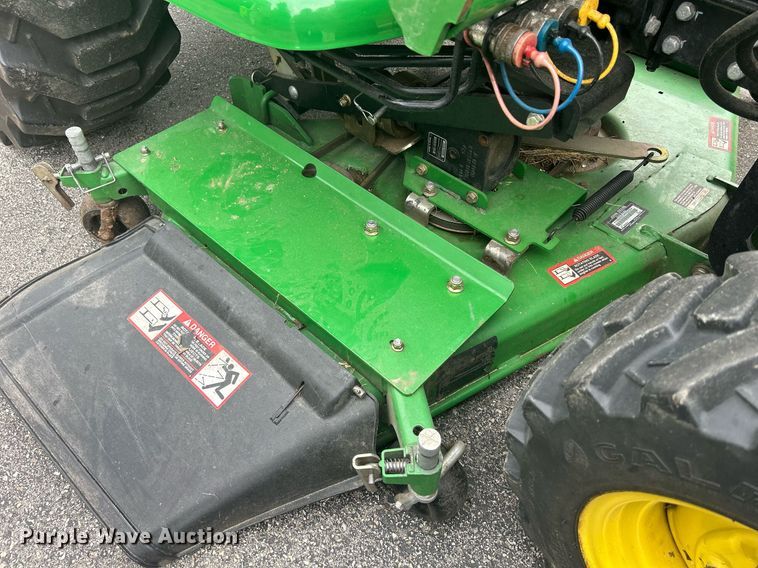 image for item DR4723 2012 John Deere 3520  MFWD tractor