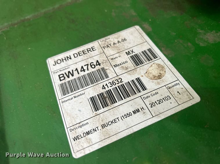 image for item DR4723 2012 John Deere 3520  MFWD tractor