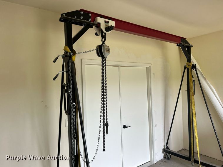 image for item DR4725 A-frame hoist